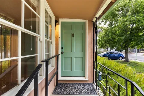 $514,000 | 6234 4th Avenue, Sacramento, CA 95817