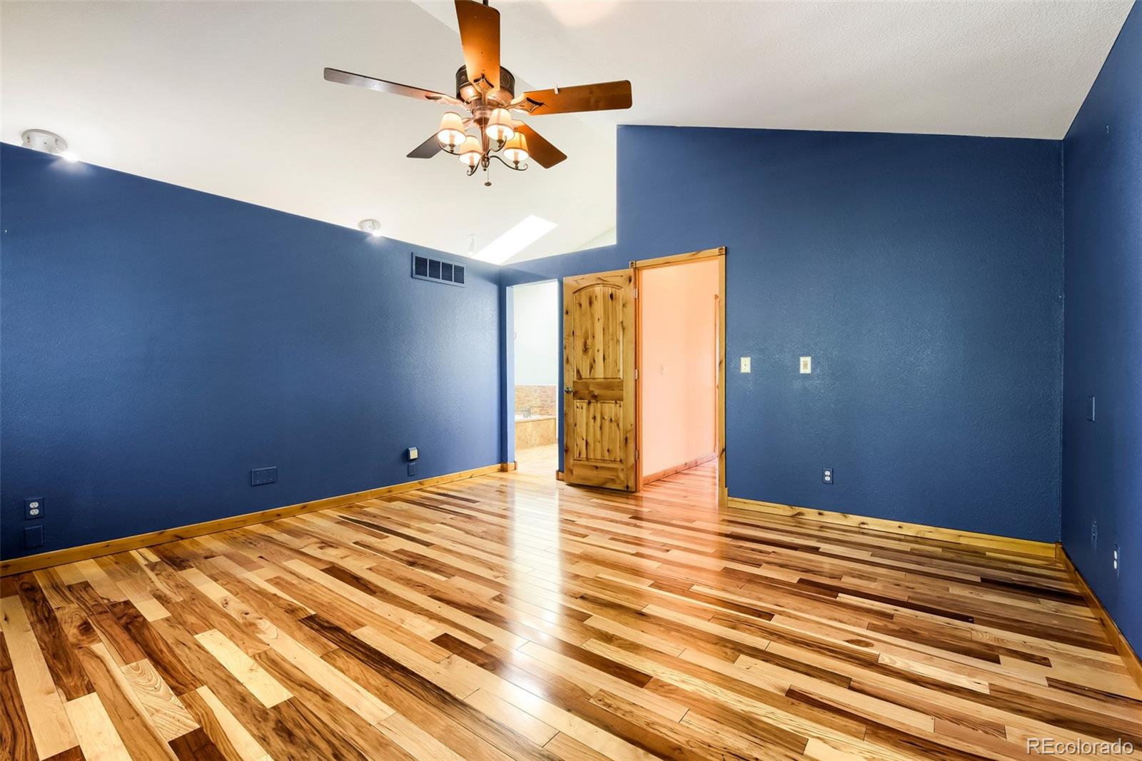 9210 Sugarstone Circle Highlands Ranch, CO 80130 - Photo 21 of 33 Gallery Image 21