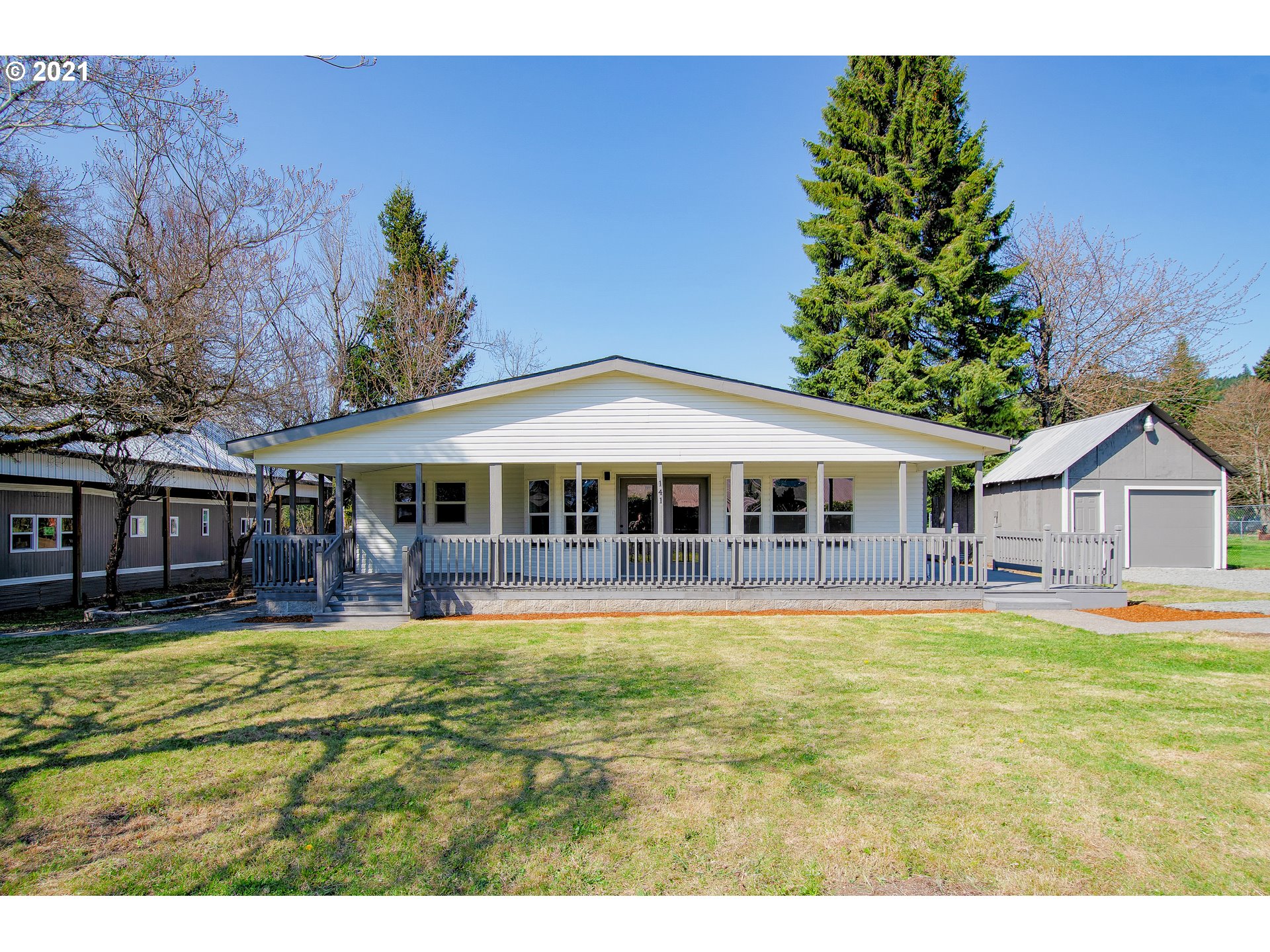 141 Barnes Road Carson, WA 98610 - Photo 1 of 30 Gallery Image 1