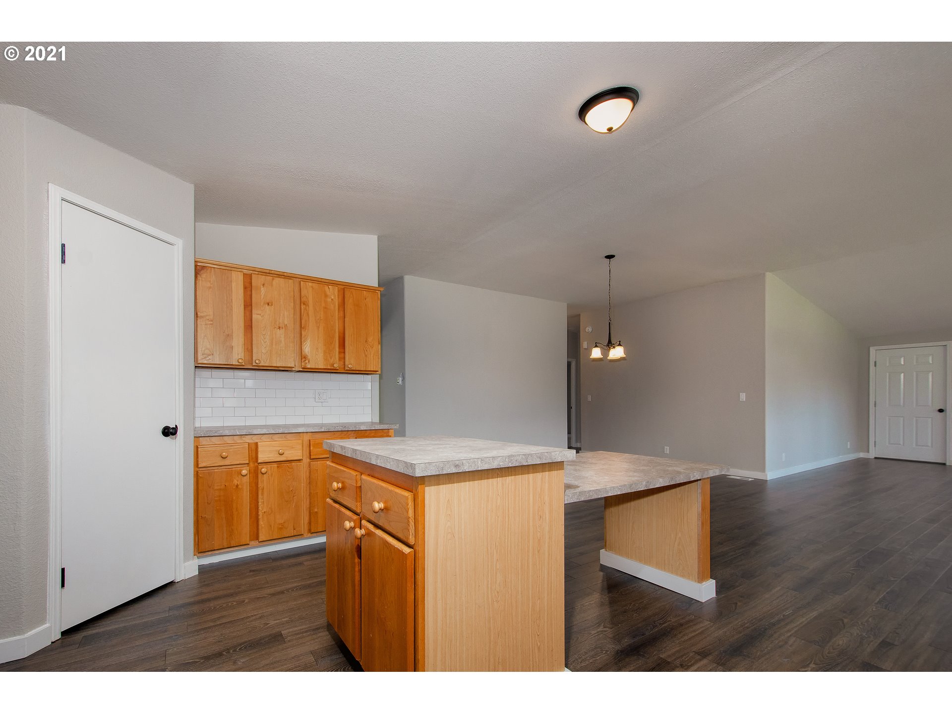 141 Barnes Road Carson, WA 98610 - Photo 14 of 30 Gallery Image 14