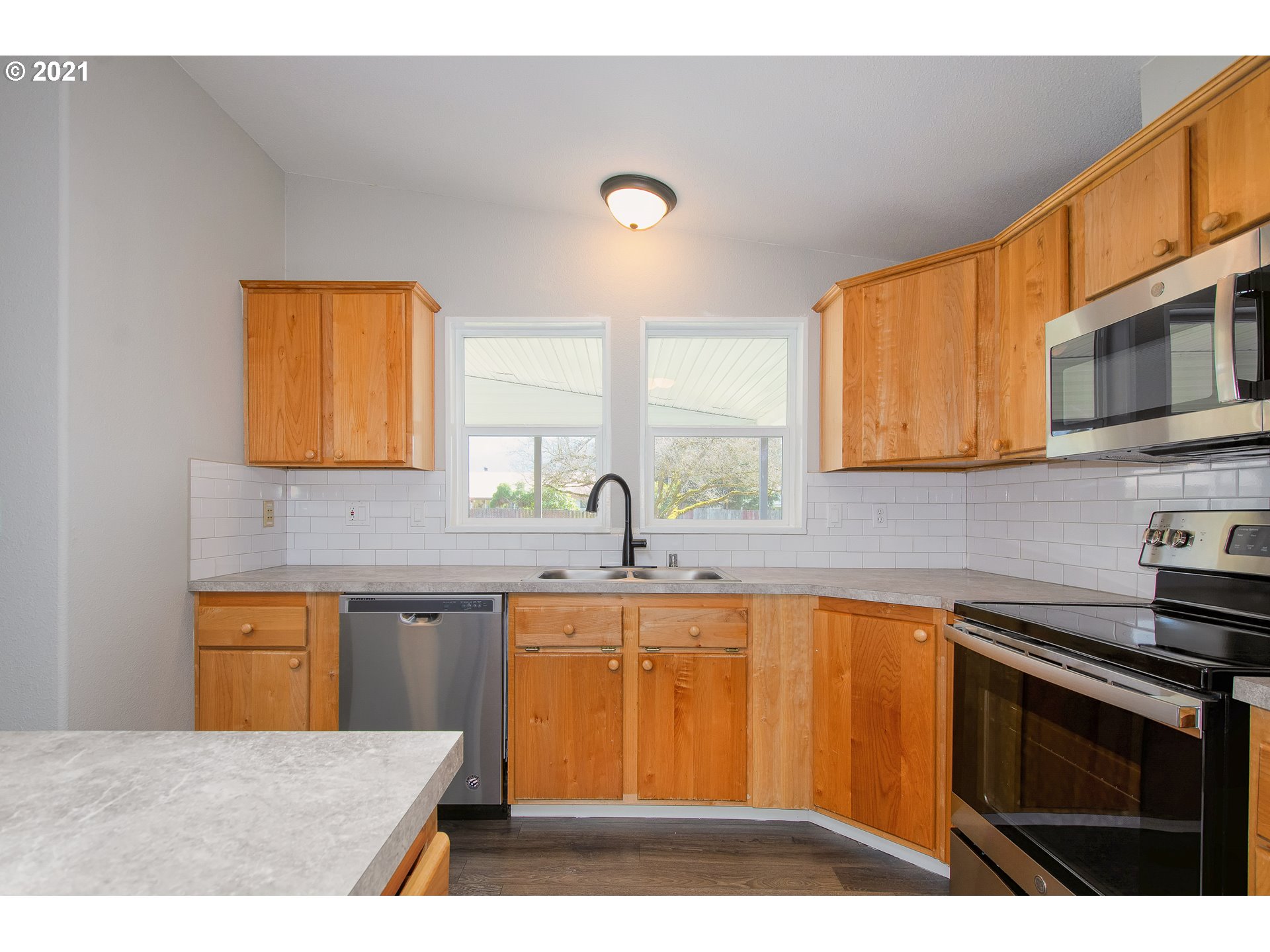 141 Barnes Road Carson, WA 98610 - Photo 15 of 30 Gallery Image 15