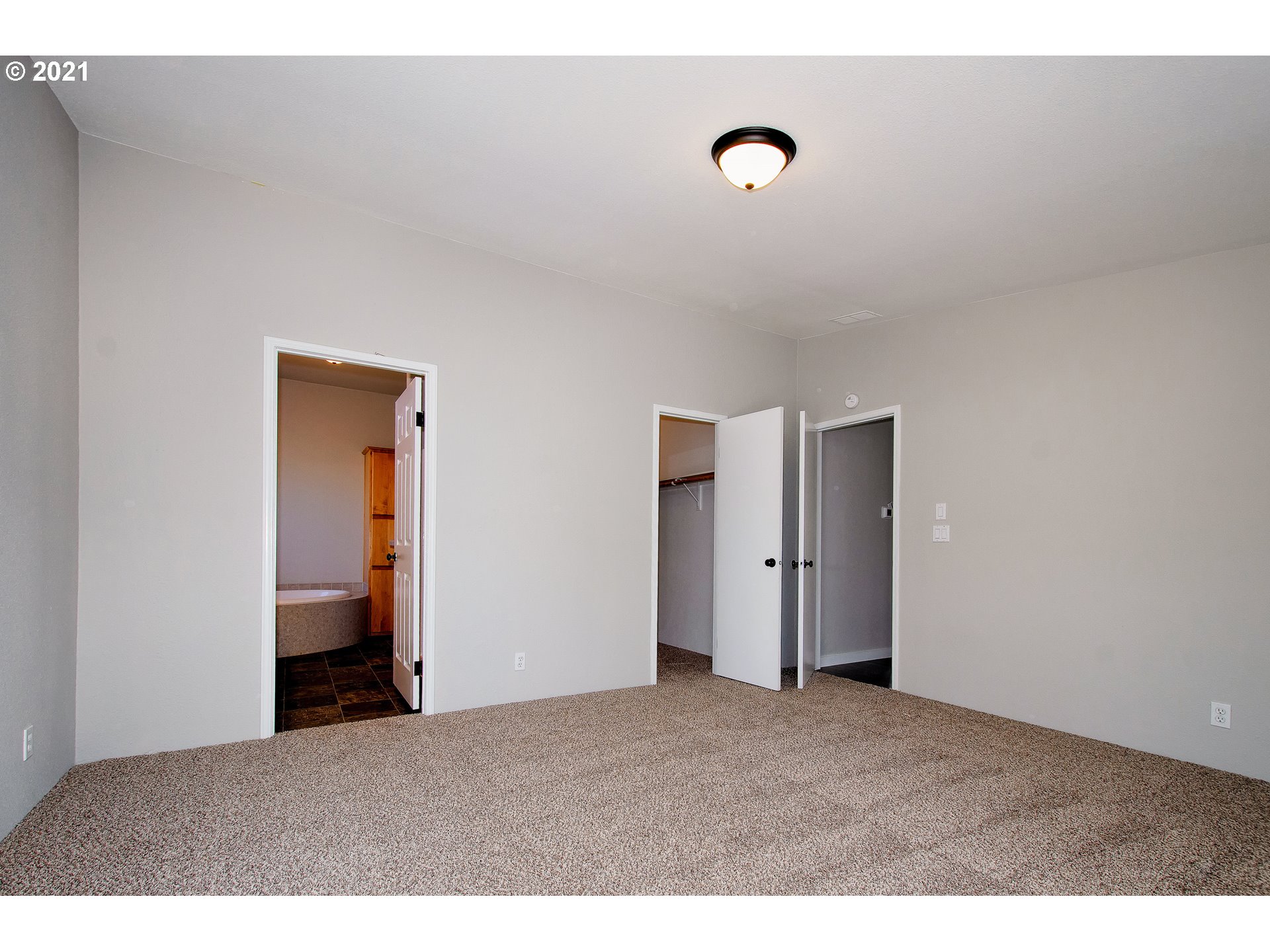141 Barnes Road Carson, WA 98610 - Photo 17 of 30 Gallery Image 17