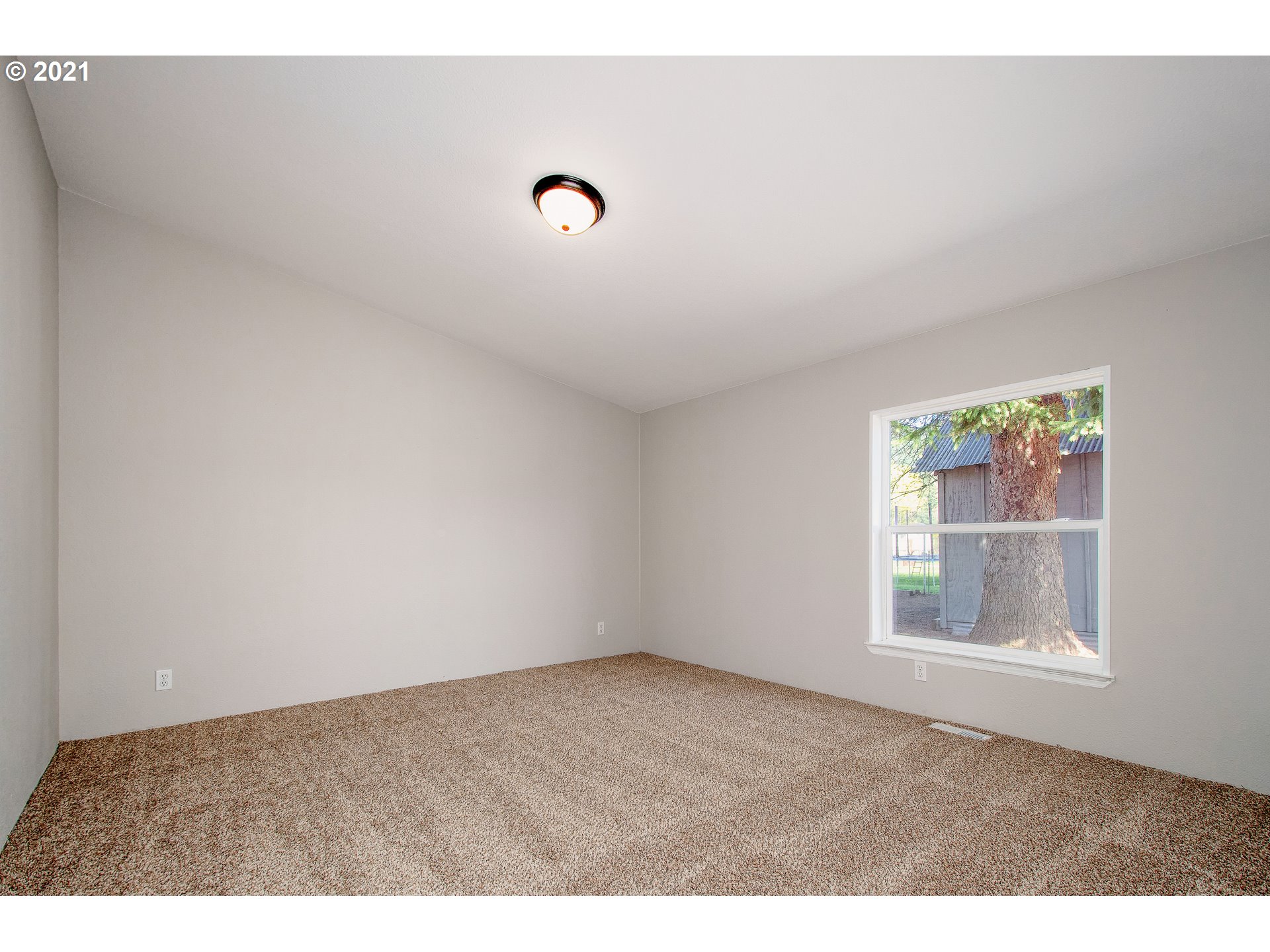 141 Barnes Road Carson, WA 98610 - Photo 20 of 30 Gallery Image 20