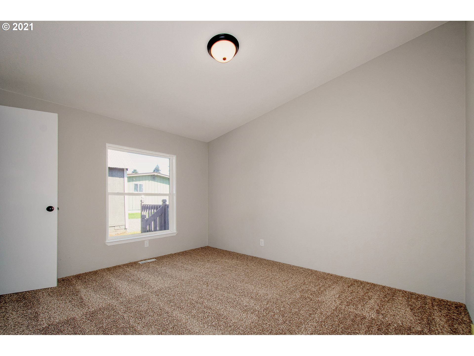 141 Barnes Road Carson, WA 98610 - Photo 21 of 30 Gallery Image 21
