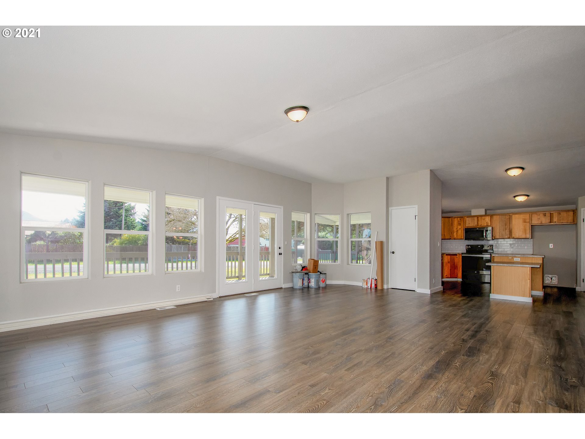 141 Barnes Road Carson, WA 98610 - Photo 5 of 30 Gallery Image 5