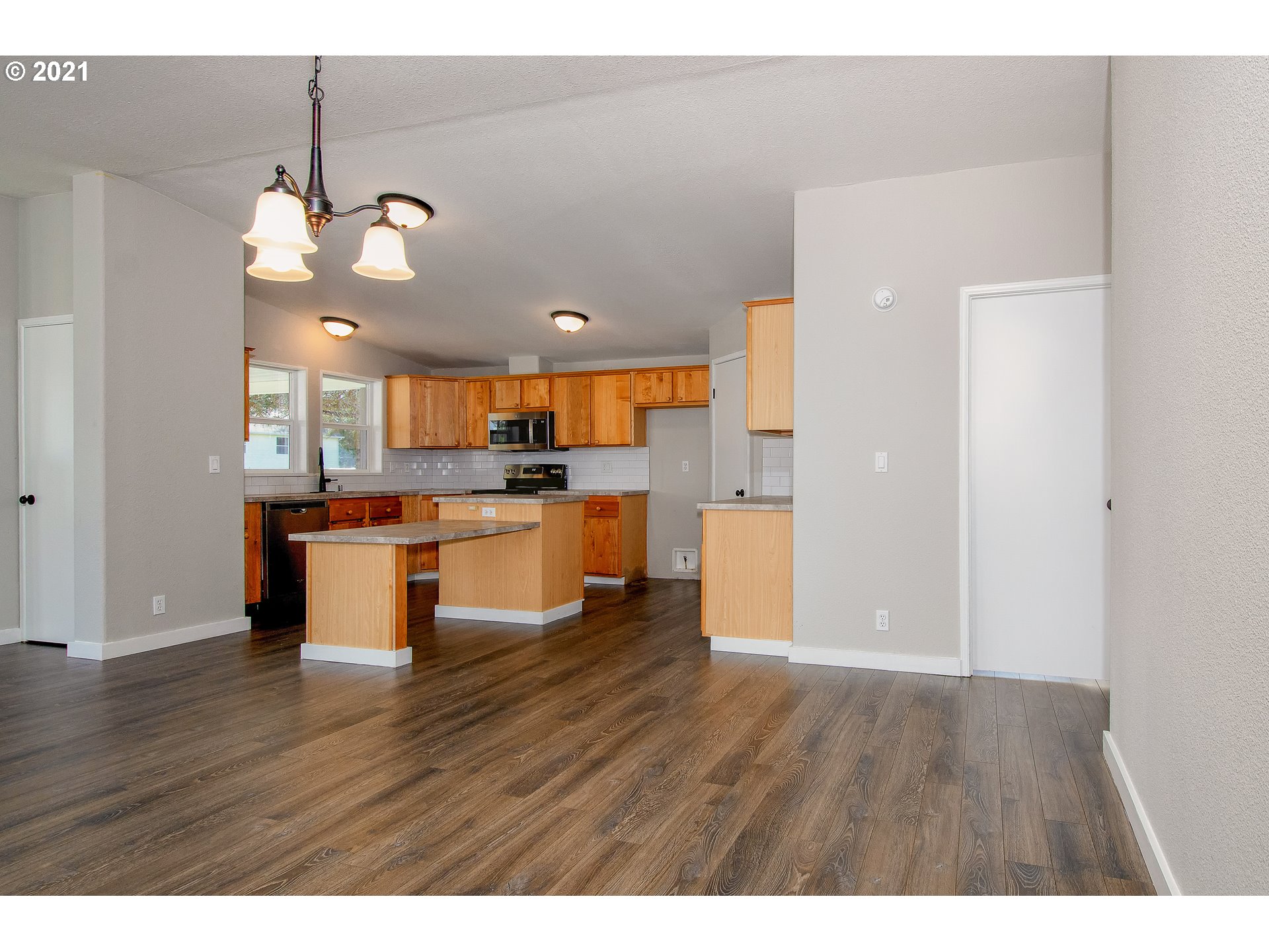 141 Barnes Road Carson, WA 98610 - Photo 10 of 30 Gallery Image 10