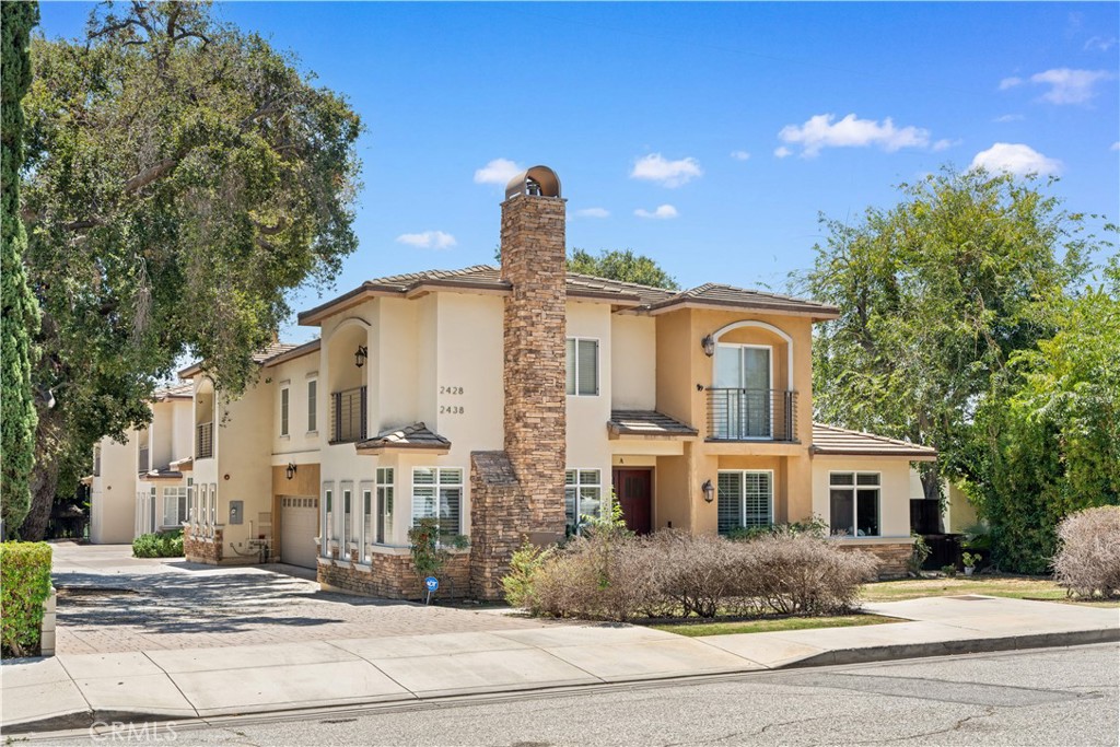 2438 Oneida Street, Unit D Pasadena, CA 91107 - Photo 3 of 45