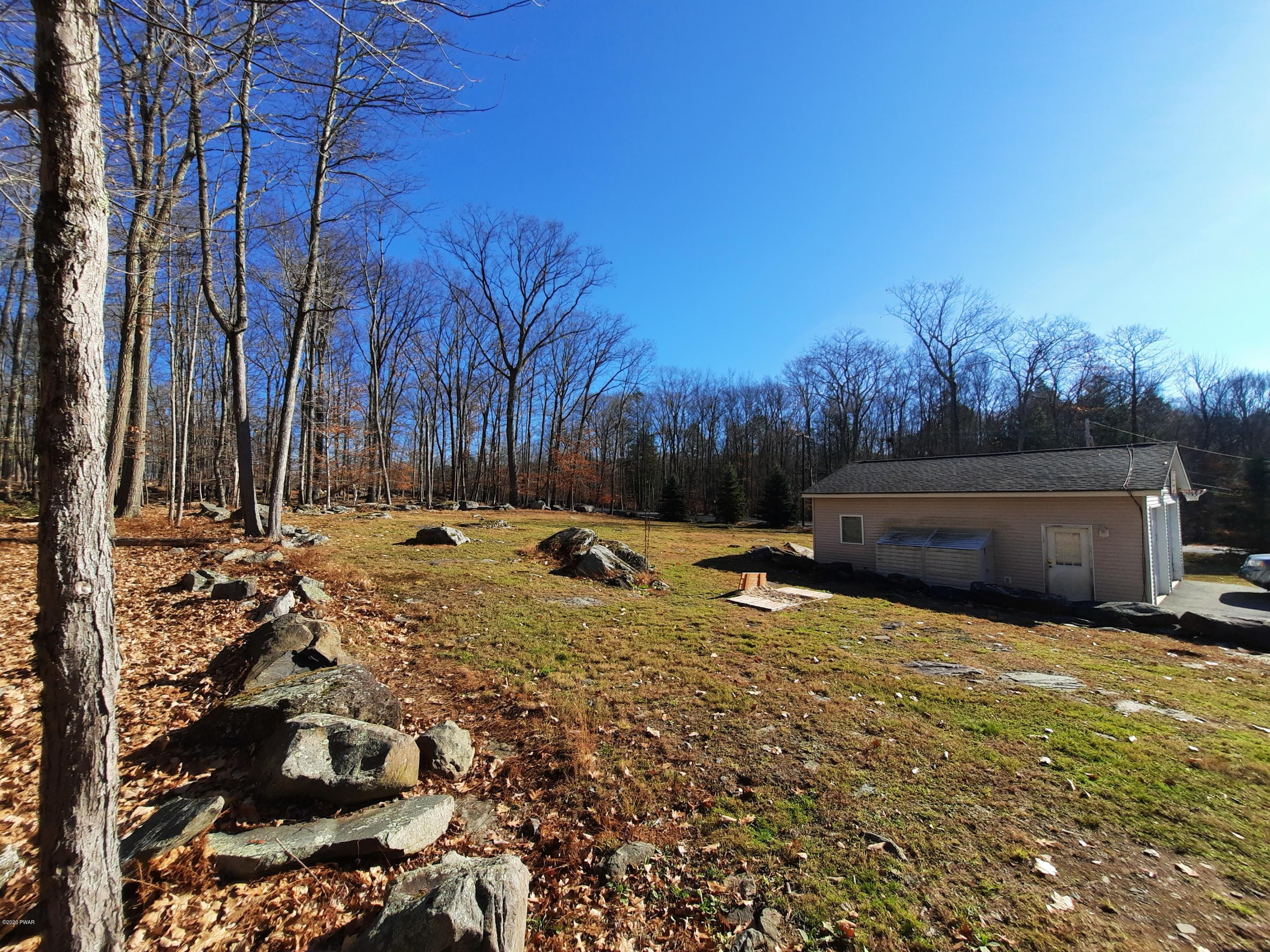 380 Daniels Road Hawley, PA 18428 - Photo 11 of 42