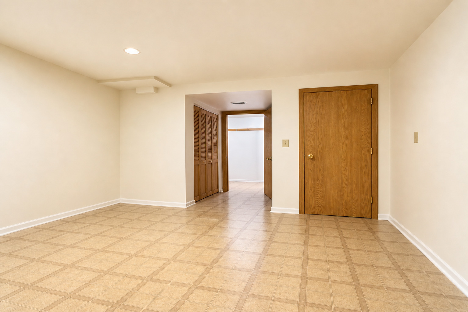1716 William Drive Romeoville, IL 60446 - Photo 11 of 18 a view of an empty room