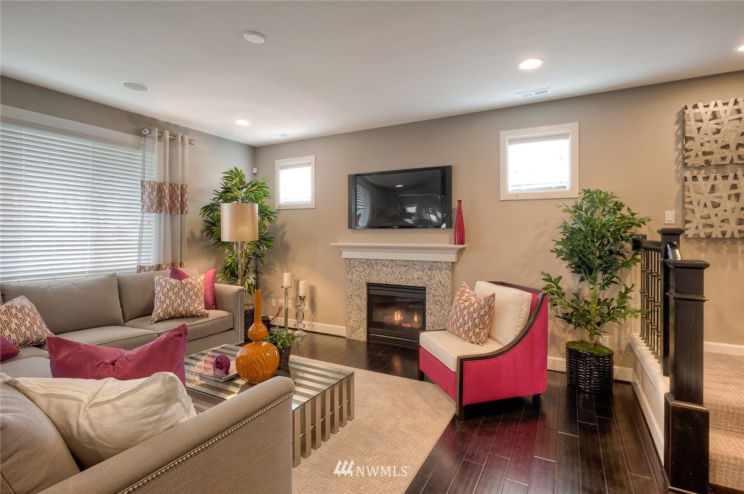 3917 174th Place Southeast, Unit 108 Bothell, WA 98012 - Photo 5 of 25 Gallery Image 5