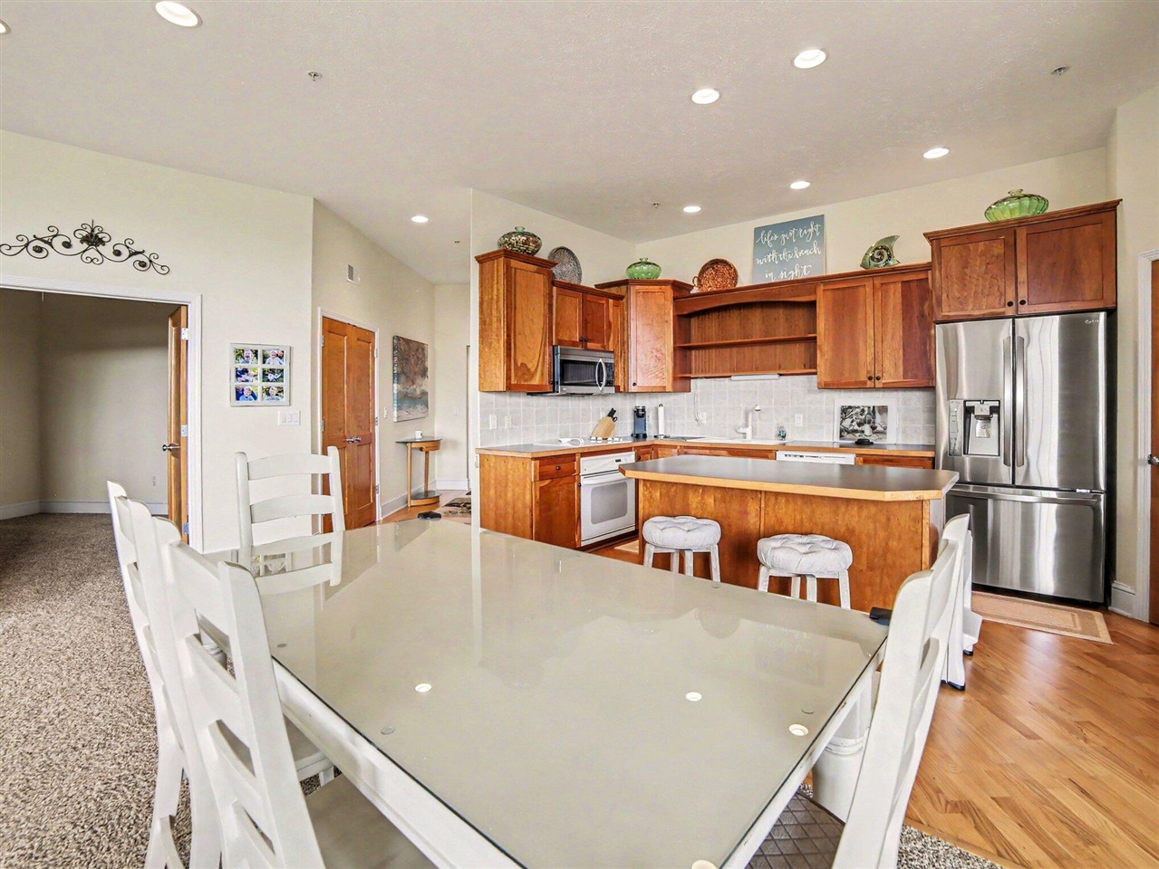 300 South Rath Avenue, Unit 22 Ludington, MI 49431 - Photo 8 of 28