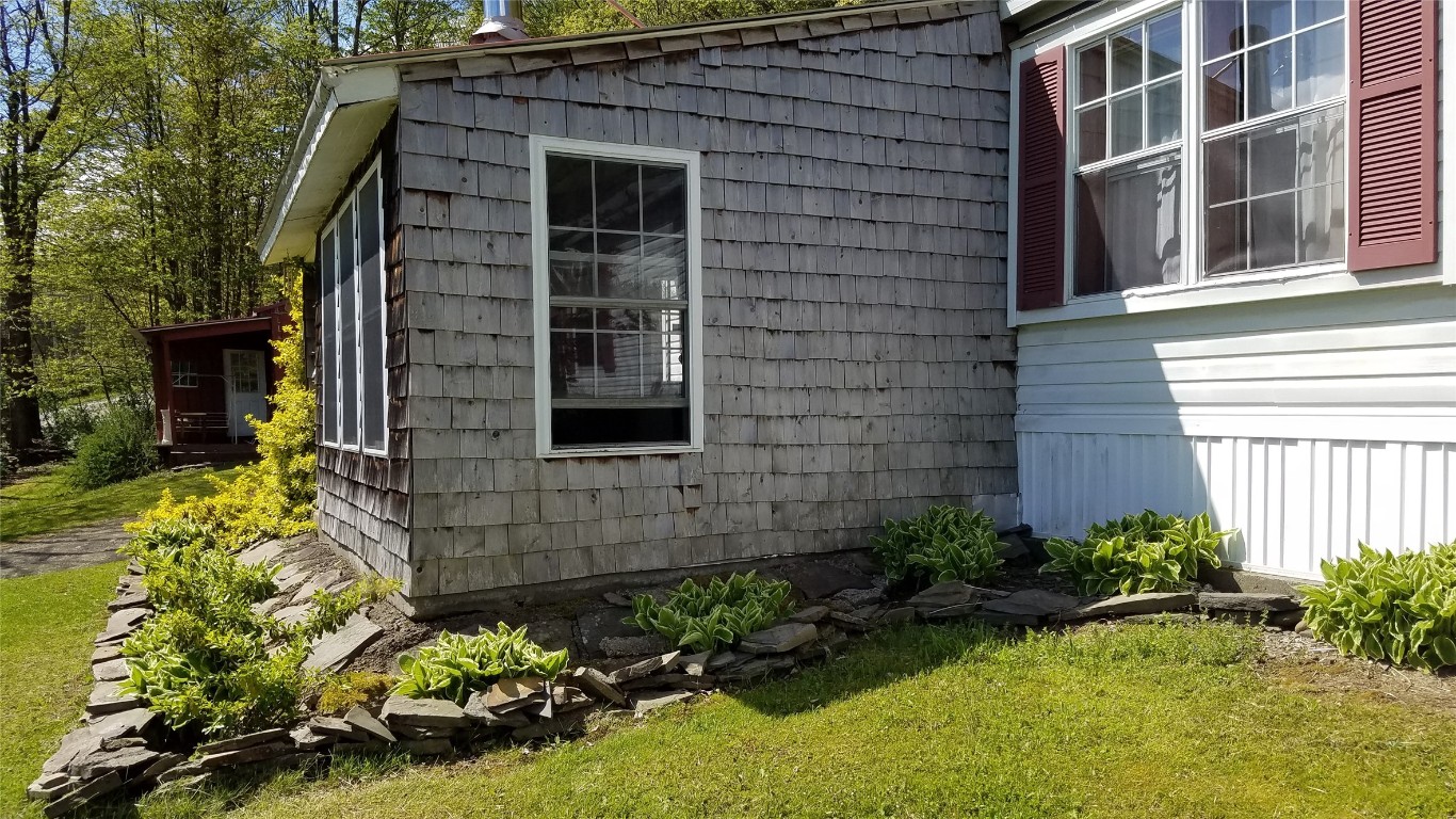 53 Ford Hill Road Whitney Point, NY 13862 - Photo 8 of 27 Gallery Image 8