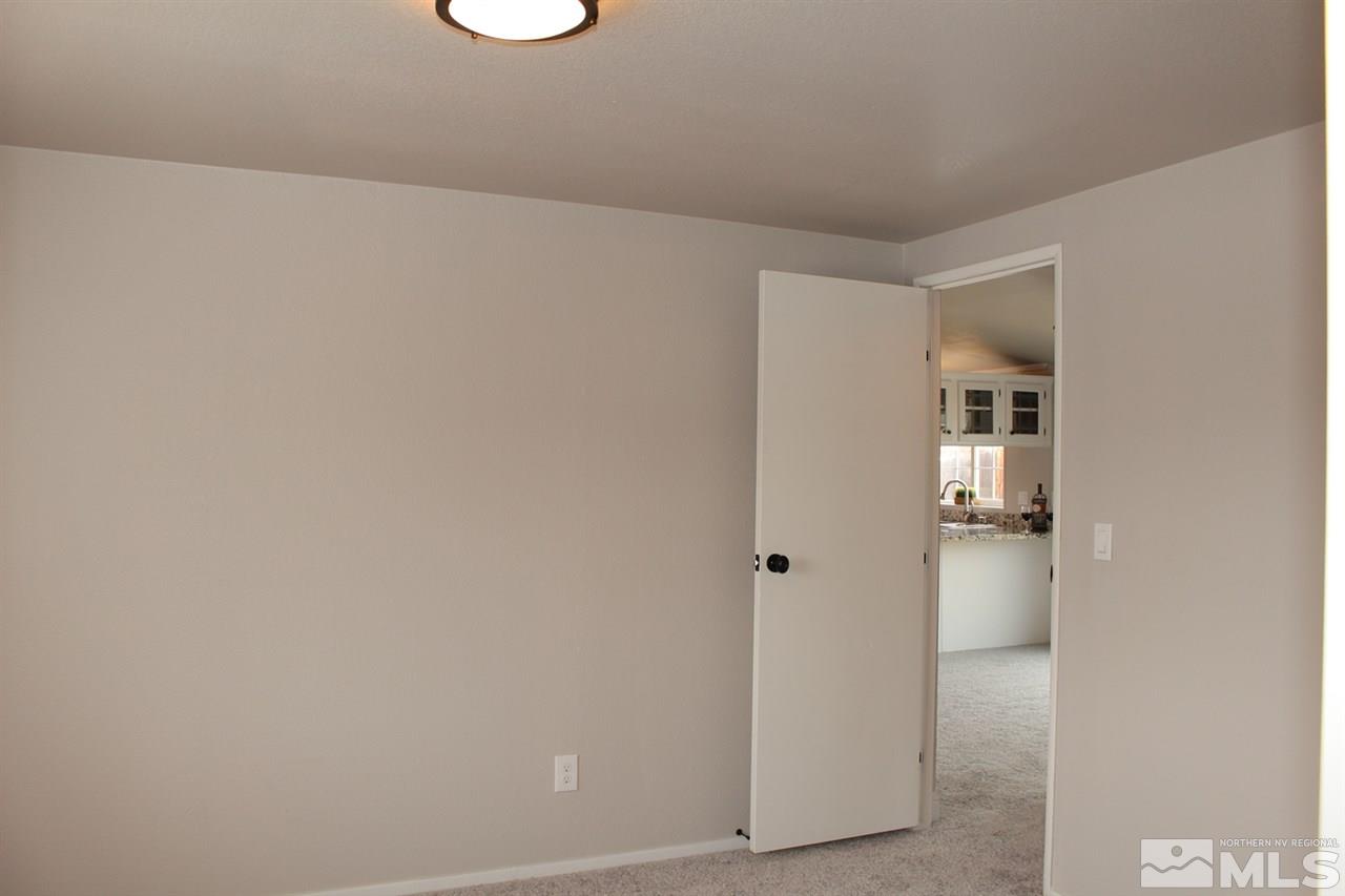 5189 Coggins Road Reno, NV 89506 - Photo 22 of 33
