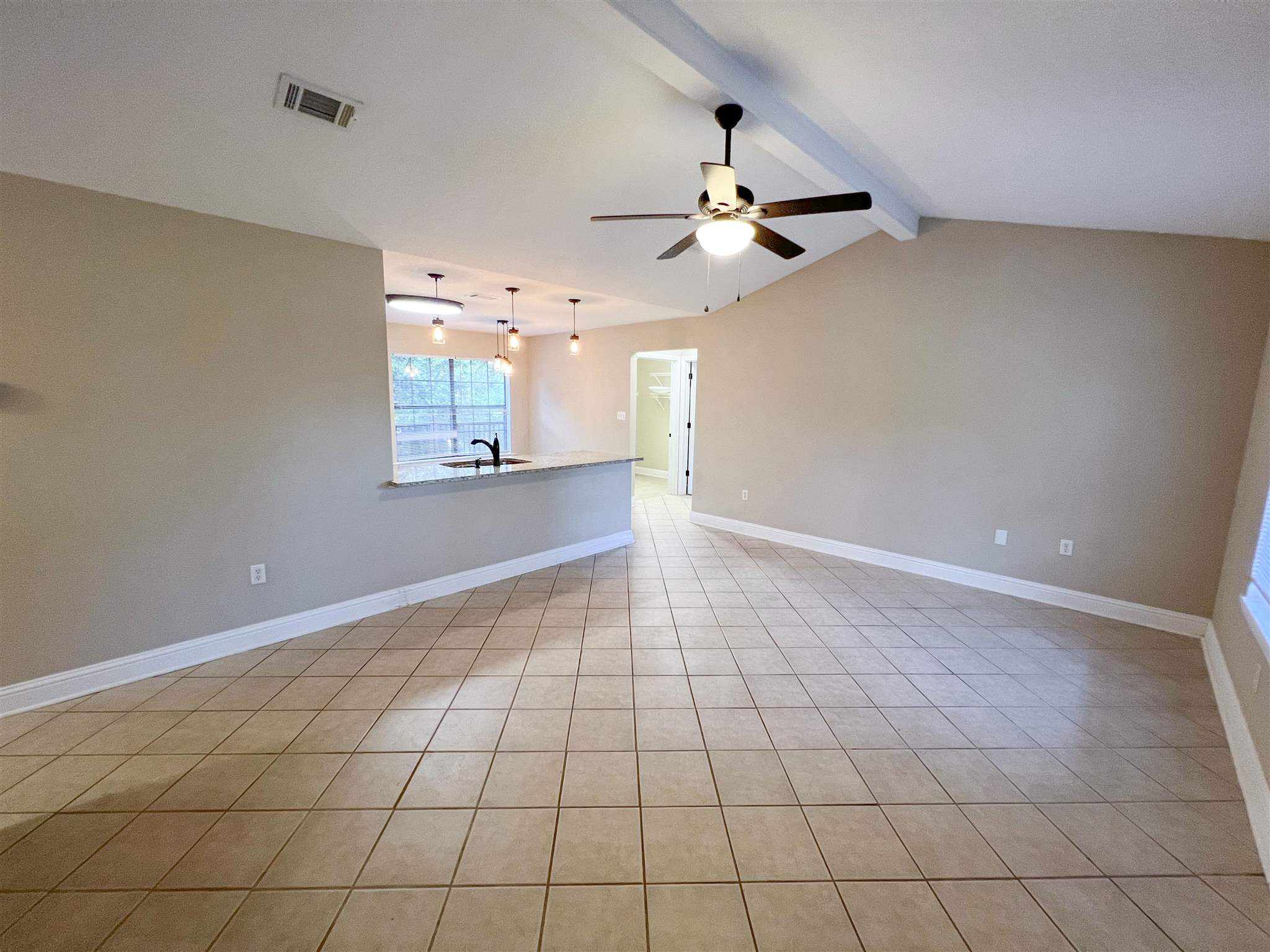 362 John King Road Crestview, FL 32539 - Photo 3 of 19 Gallery Image 3