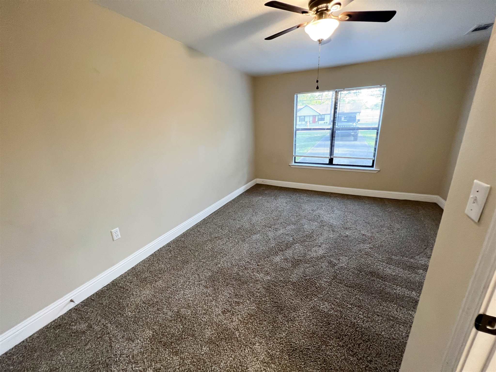 362 John King Road Crestview, FL 32539 - Photo 8 of 19 Gallery Image 8