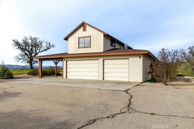 $1,200,000 | 698 Vaquero Road, Templeton, CA 93465