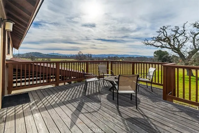 $1,200,000 | 698 Vaquero Road, Templeton, CA 93465