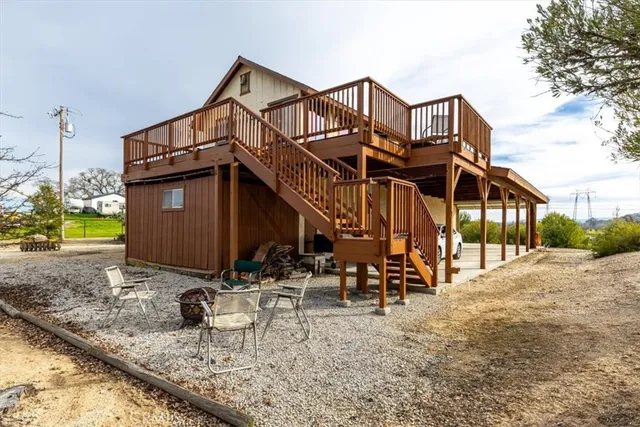 $1,200,000 | 698 Vaquero Road, Templeton, CA 93465