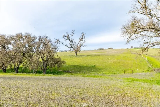 $1,200,000 | 698 Vaquero Road, Templeton, CA 93465