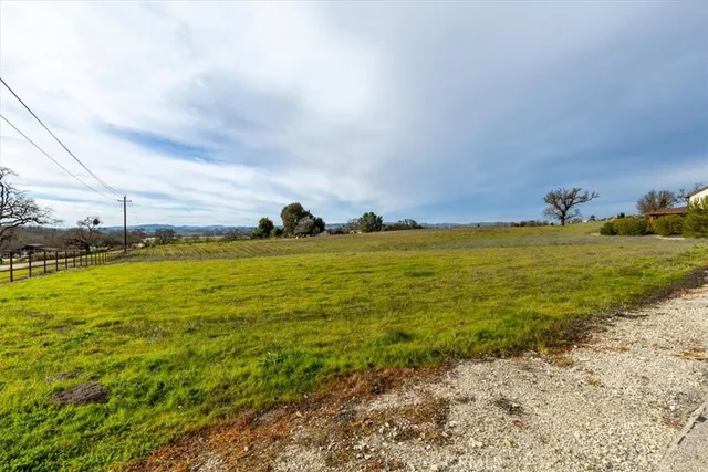 $1,200,000 | 698 Vaquero Road, Templeton, CA 93465