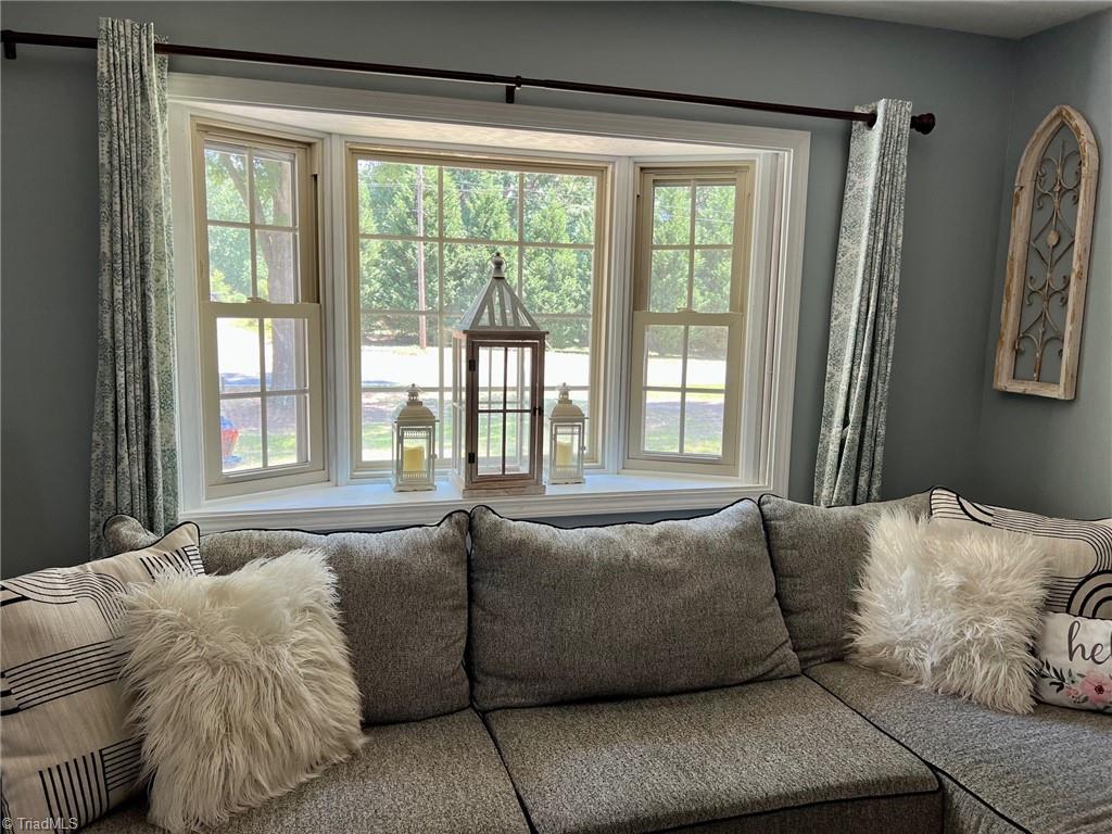198 Anderson Road Eden, NC 27288 - Photo 12 of 22 Beautiful Bay Window