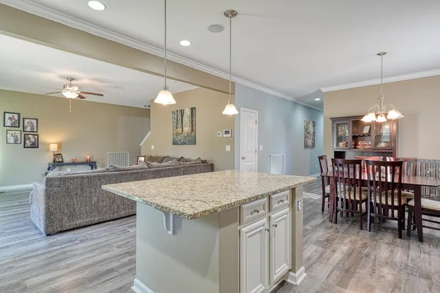 $349,900 | 737 Stilmore Drive, Duncan, SC 29334