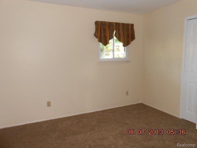 5533 Independence Colony Road Grand Blanc, MI 48439 - Photo 14 of 24 Bedroom