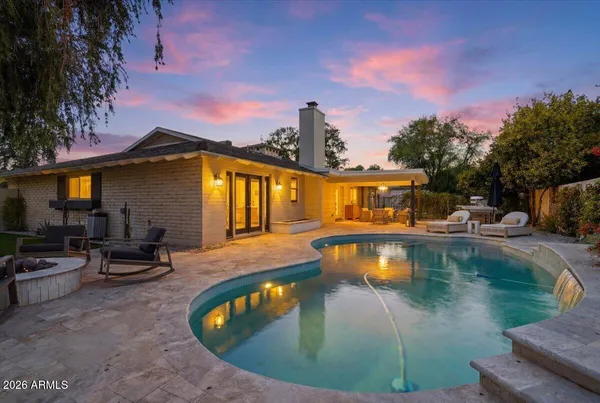 $1,400,000 | 216 East Glenn Drive, Phoenix, AZ 85020