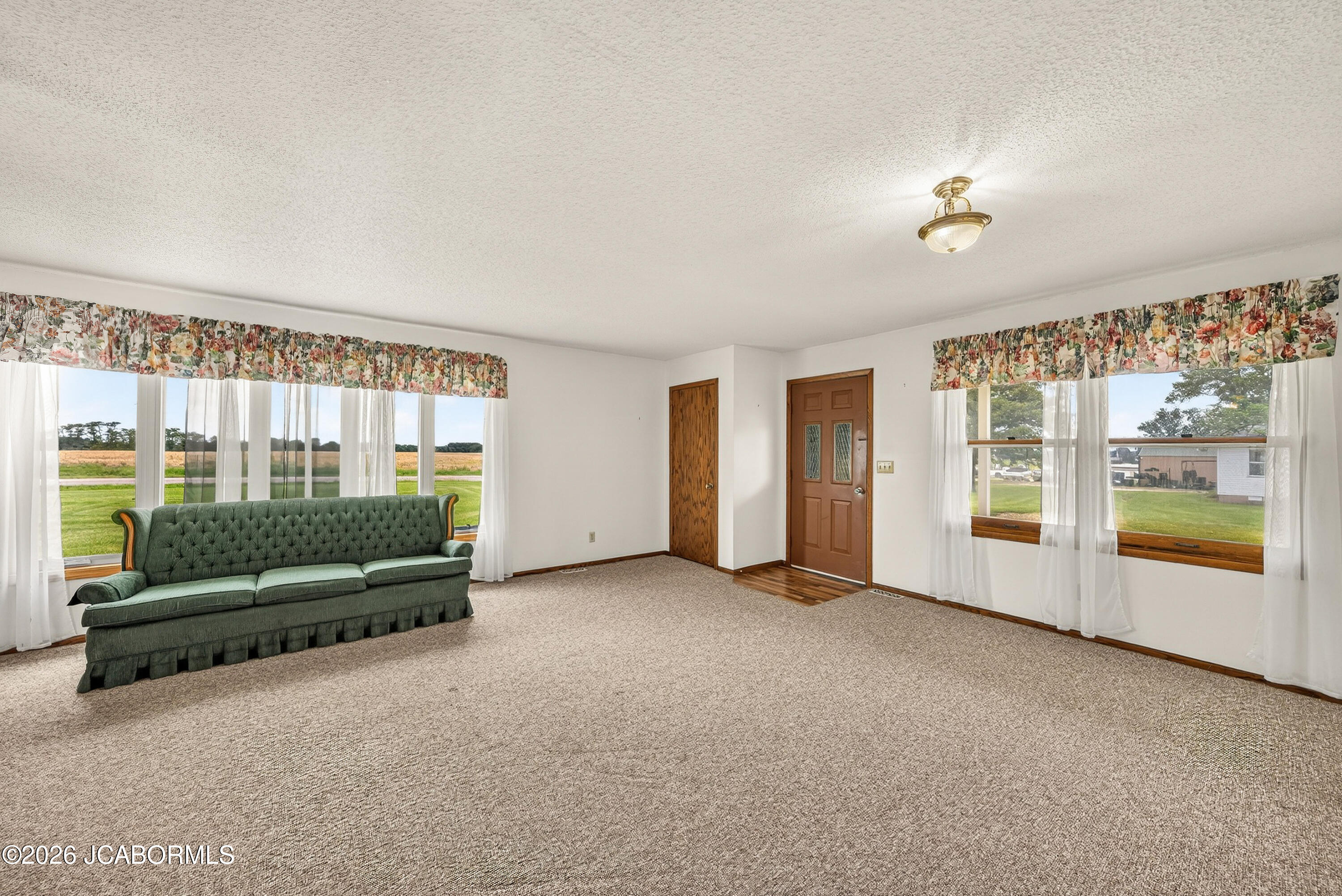 10206 State Rte 52 Versailles, MO 65084 - Photo 2 of 74