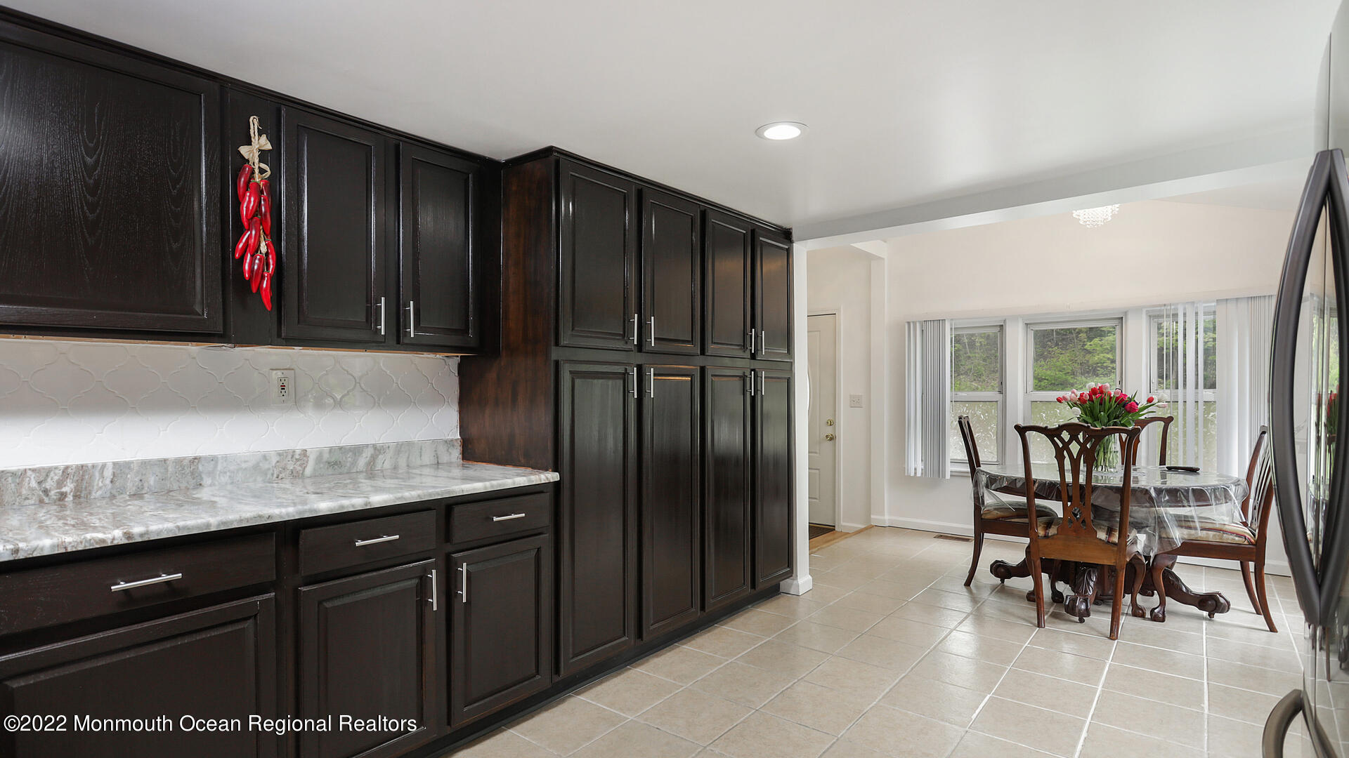844 Holmdel Road Holmdel, NJ 07733 - Photo 7 of 31 Kitchen 4