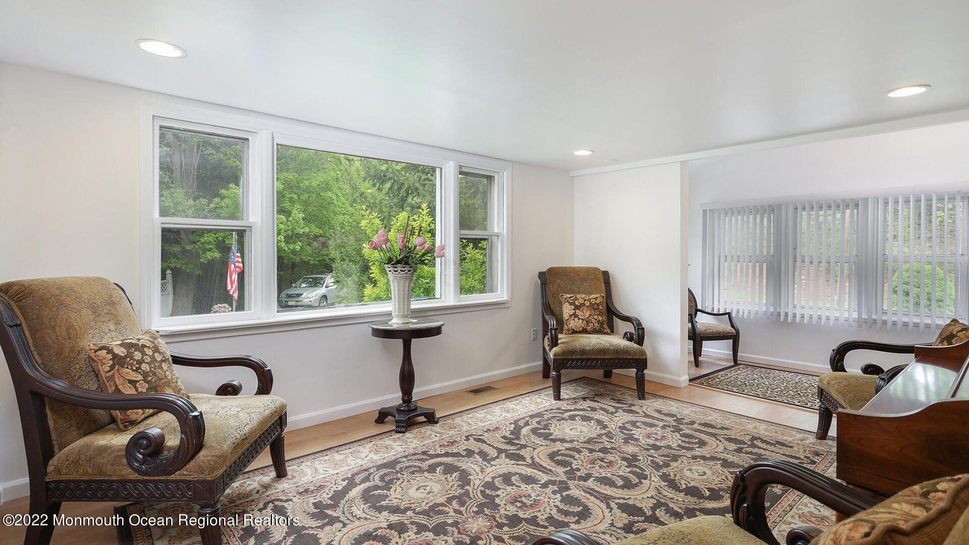 844 Holmdel Road Holmdel, NJ 07733 - Photo 8 of 31 Living Room