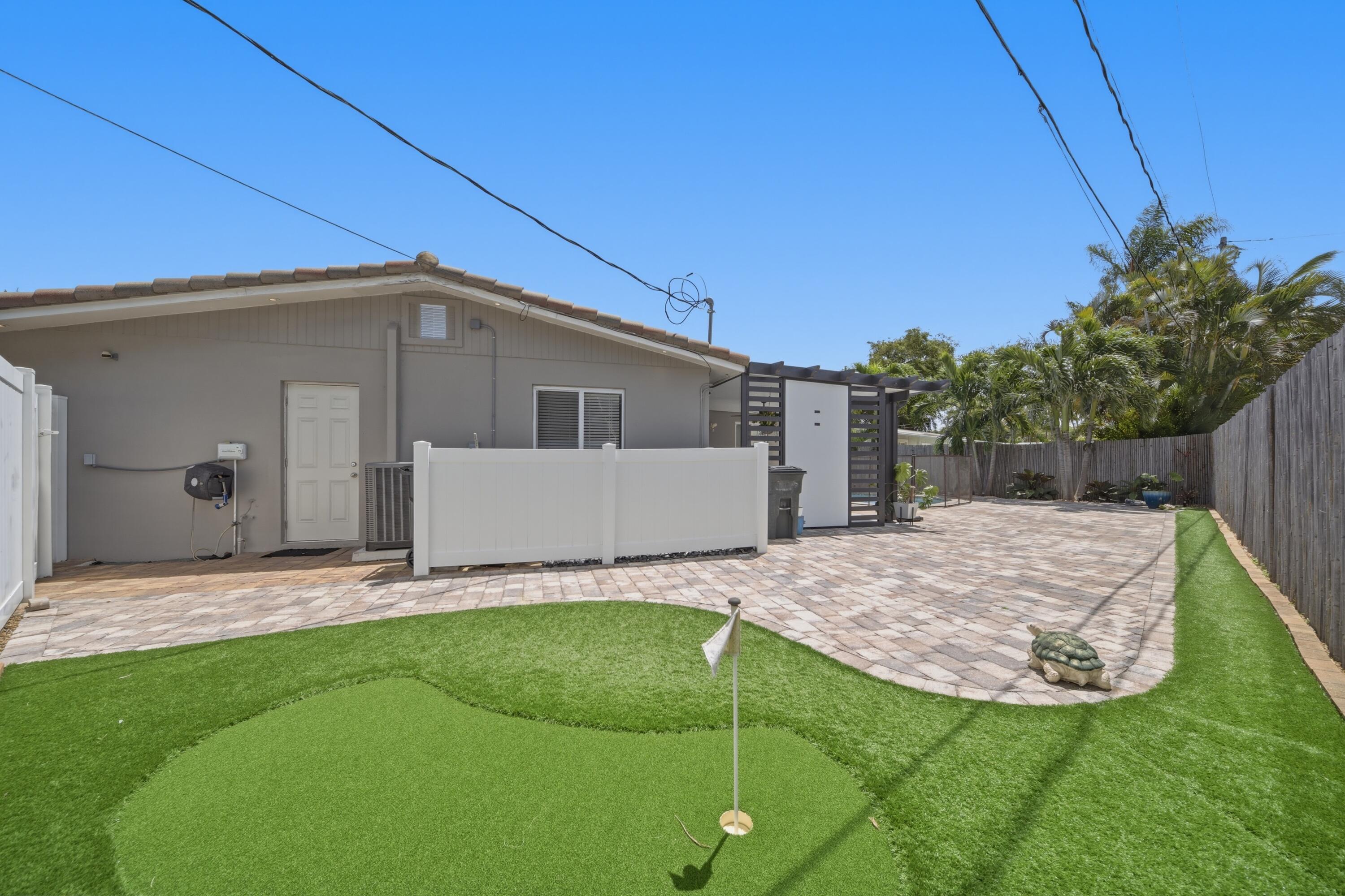 5031 Northeast 23rd Terrace Lighthouse Point, FL 33064 - Photo 17 of 36 _30A9931