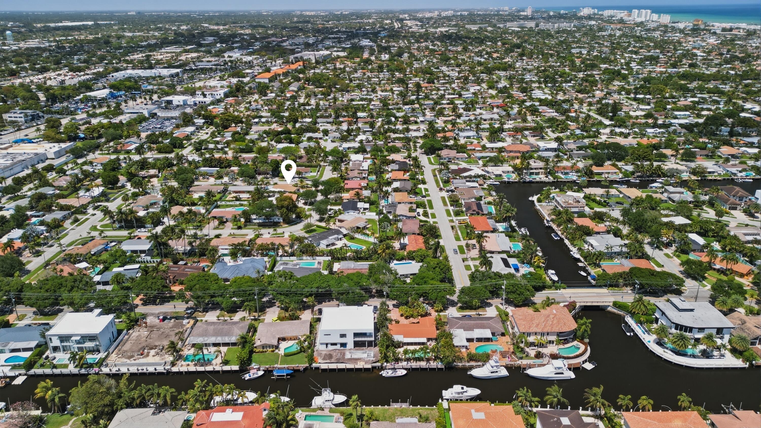 5031 Northeast 23rd Terrace Lighthouse Point, FL 33064 - Photo 27 of 36 IMG_7203