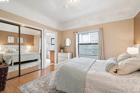 $1,099,000 | 892 Laurel Street, Alameda, CA 94501
