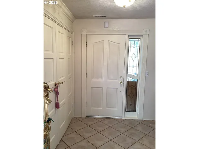 $899,000 | 1300 Fair Oaks Road, Oakland, OR 97462