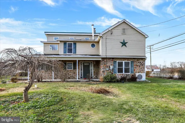 $370,000 | 60 East Main Street, Newville, PA 17241