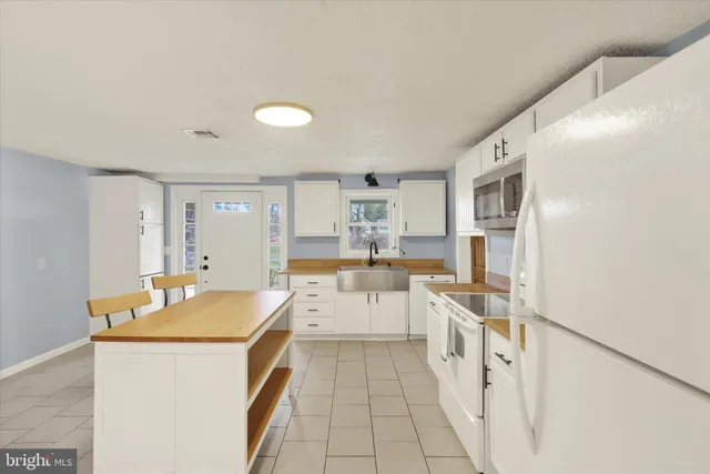 $370,000 | 60 East Main Street, Newville, PA 17241