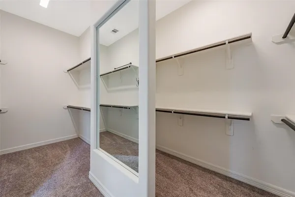 $659,900 | 14062 Dunsmore Landing Drive, Houston, TX 77059