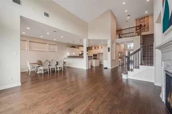 $659,900 | 14062 Dunsmore Landing Drive, Houston, TX 77059