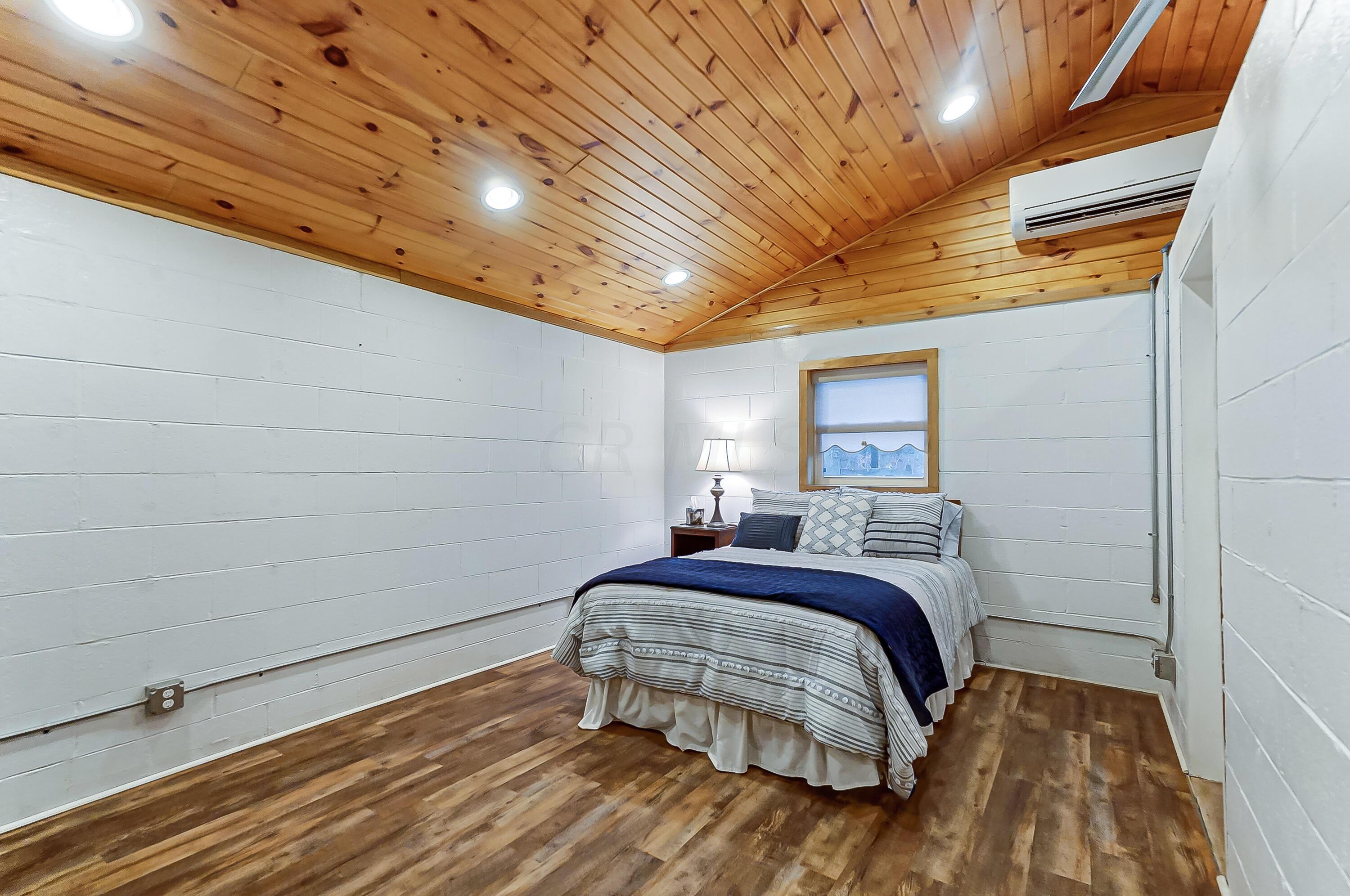 5191 Plantation Road Sunbury, OH 43074 - Photo 76 of 86 Cabin Bedroom