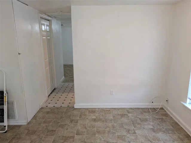 $349,000 | 411 South Bradshaw Street, Denton, TX 76205