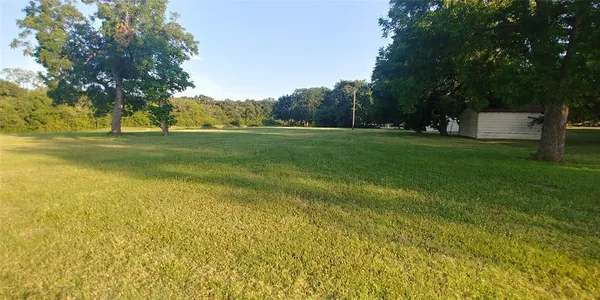 $325,000 | 411 South Bradshaw Street, Denton, TX 76205