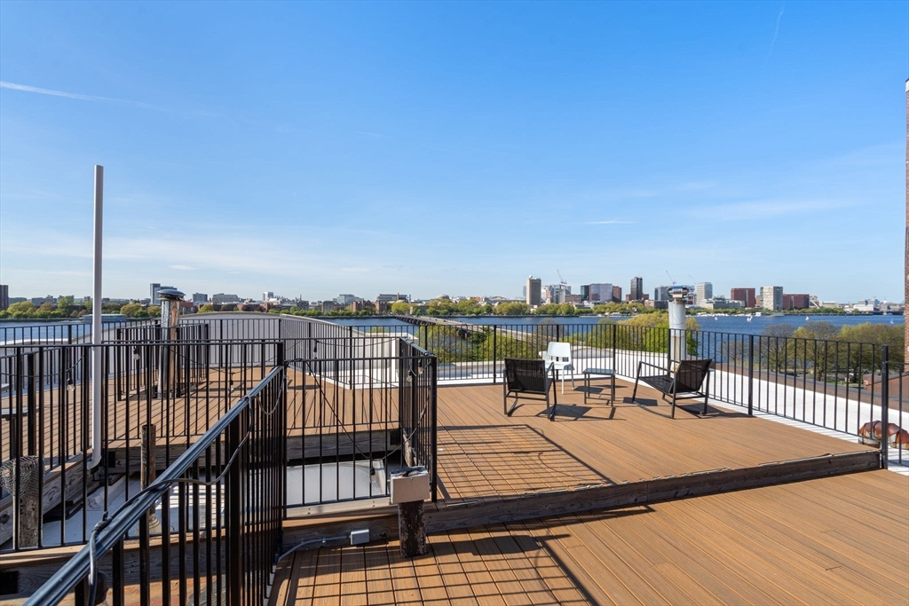 520 Beacon Street, Unit 2F Boston, MA 02215 - Photo 12 of 18