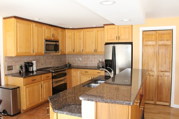 592 Frank Smith Road Longmeadow, MA 01106 - Photo 8 of 30