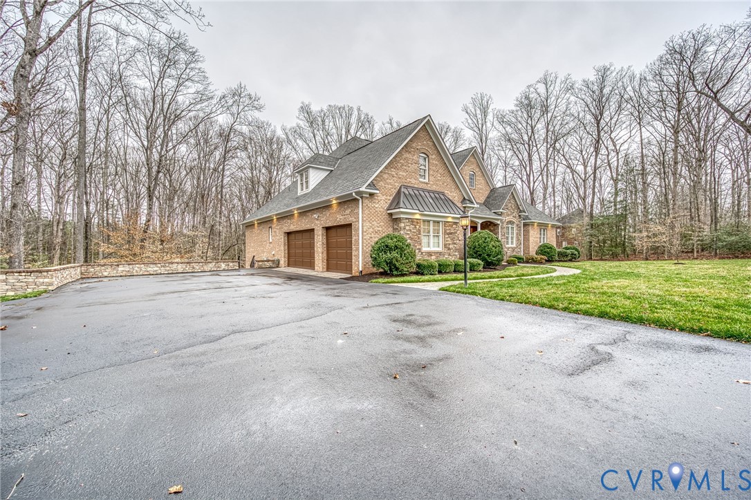 1642 Fallen Timber Trail Powhatan, VA 23139 - Photo 4 of 60