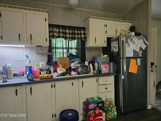 $105,000 | 4427 Main Street, Sneedville, TN 37869