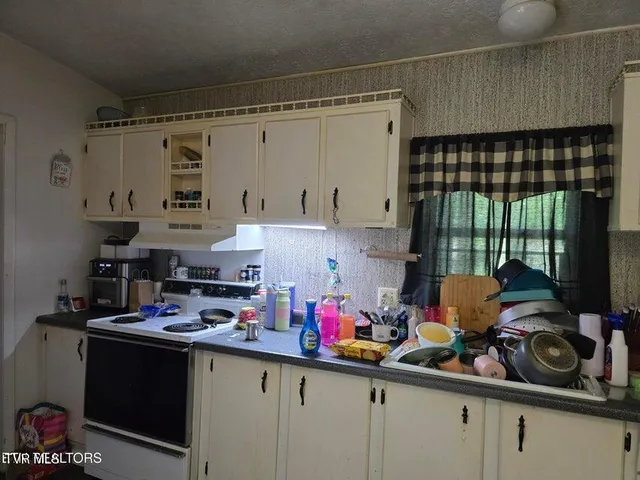 $105,000 | 4427 Main Street, Sneedville, TN 37869