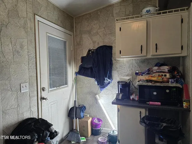 $105,000 | 4427 Main Street, Sneedville, TN 37869