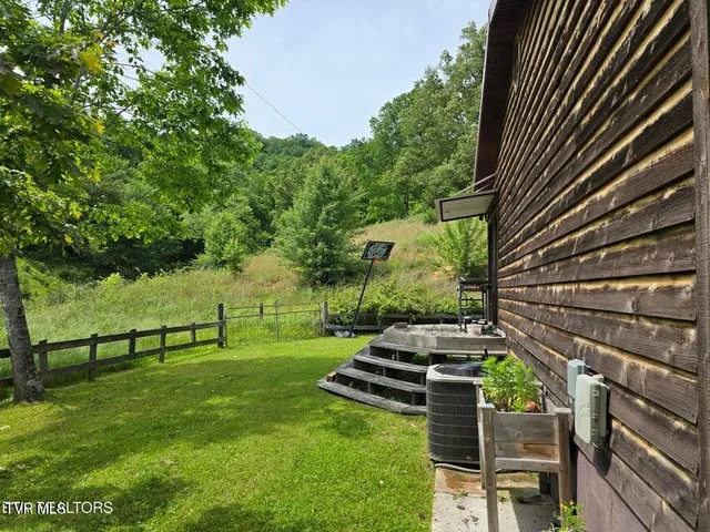 $105,000 | 4427 Main Street, Sneedville, TN 37869