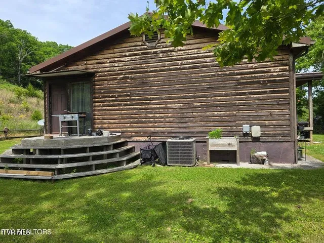 $105,000 | 4427 Main Street, Sneedville, TN 37869